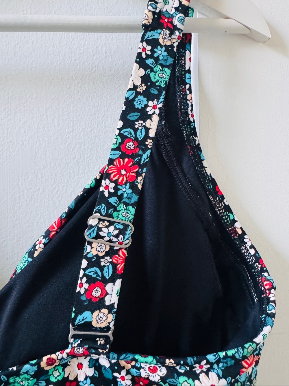 Lands' End Black Floral Tankini Swimwear Top - 14D - Picture 5 of 10